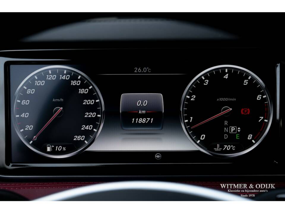 Image 22/36 of Mercedes-Benz S 500 4MATIC (2015)