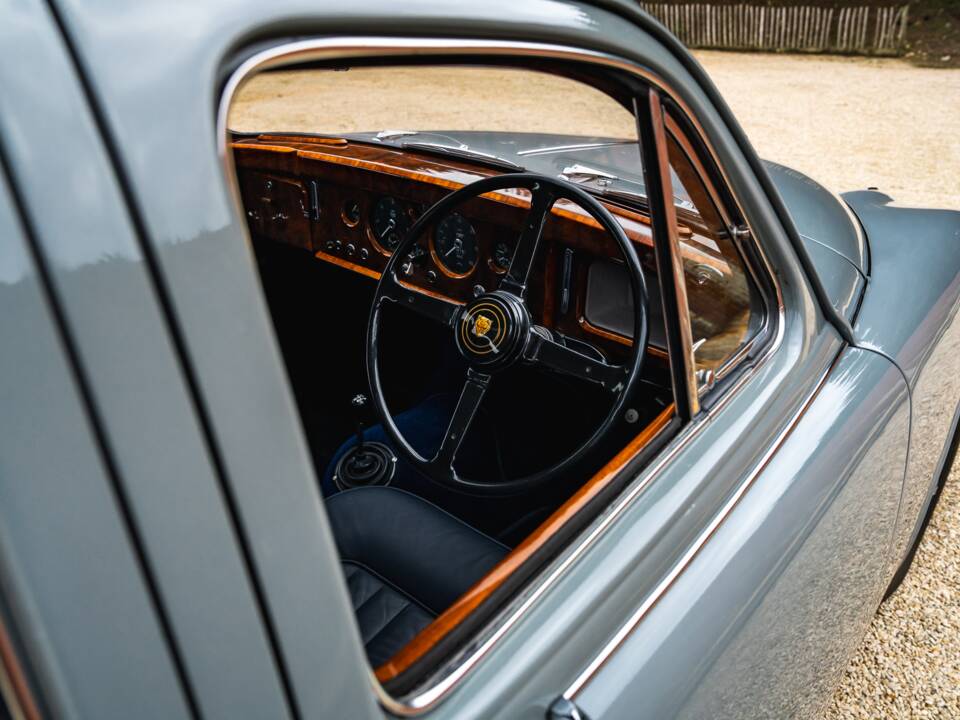 Bild 40/47 von Jaguar 3,4 Liter (1958)