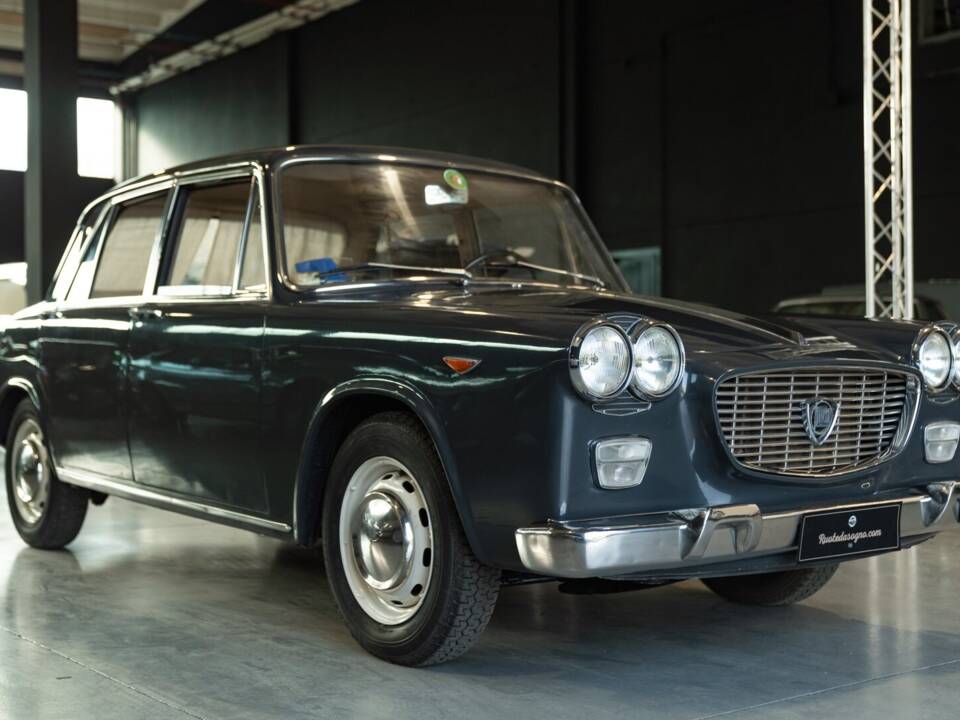 Image 3/43 de Lancia Flavia 1500 (1967)