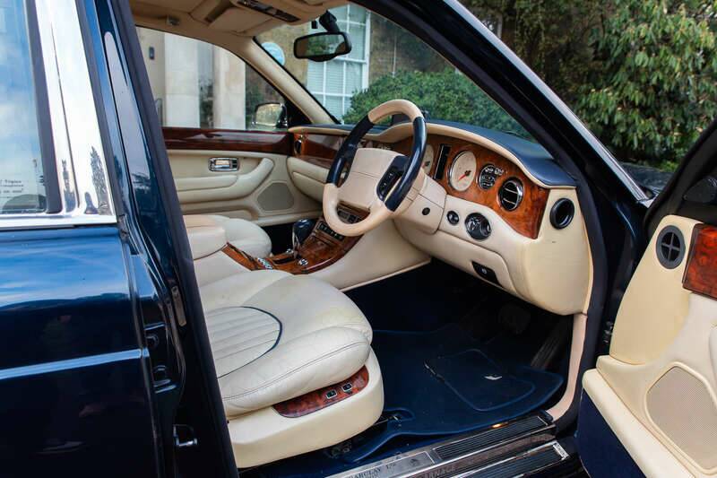 Imagen 48/50 de Bentley Arnage T (2001)