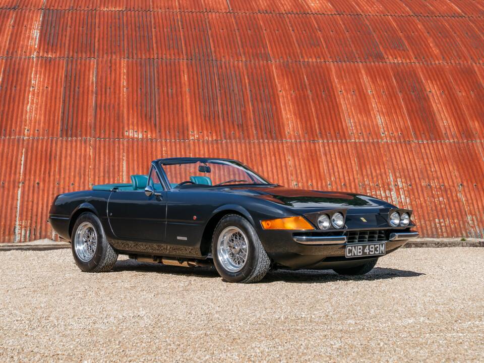 Imagen 9/32 de Ferrari 365 GTB&#x2F;4 Daytona (1973)