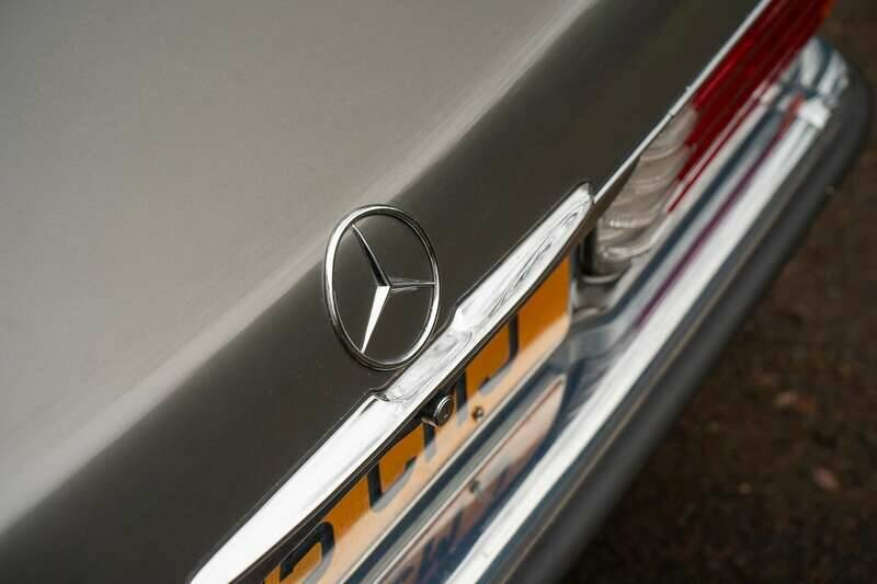 Image 40/50 of Mercedes-Benz 280 SL (1985)
