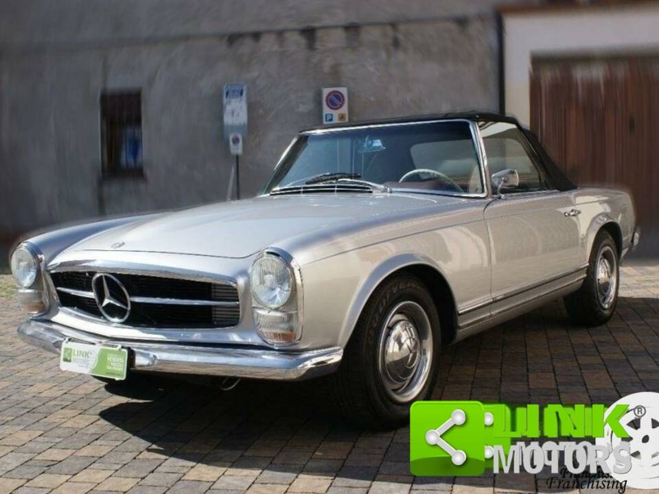 Image 2/10 de Mercedes-Benz 230 SL (1967)