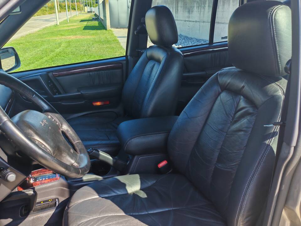 Bild 21/40 von Jeep Grand Cherokee 5.9 Limited (1998)
