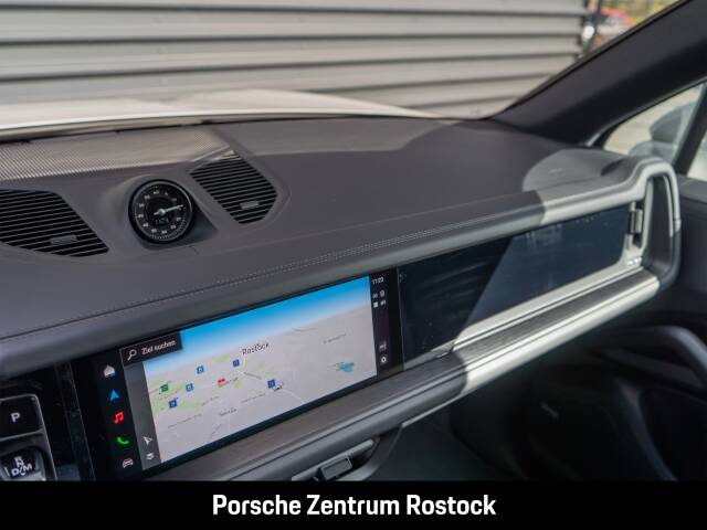 Obraz 8/33 pojazdu Porsche Cayenne E-Hybrid (1900)