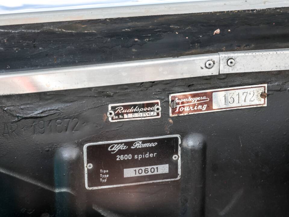 Bild 29/35 von Alfa Romeo 2600 Spider (1900)