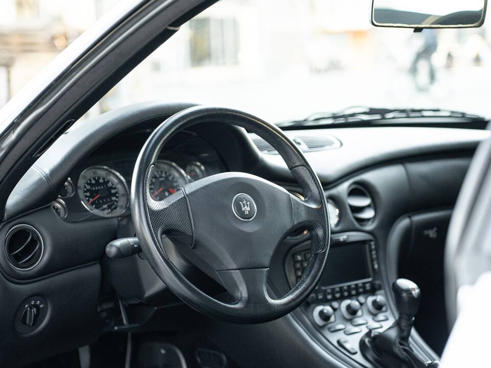 Bild 30/48 von Maserati 4200 (2004)