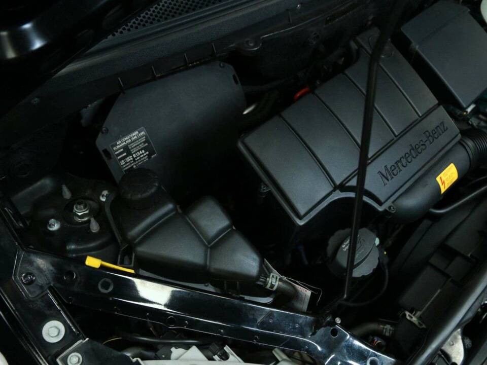 Image 41/50 of Mercedes-Benz A 210 Evolution (2002)