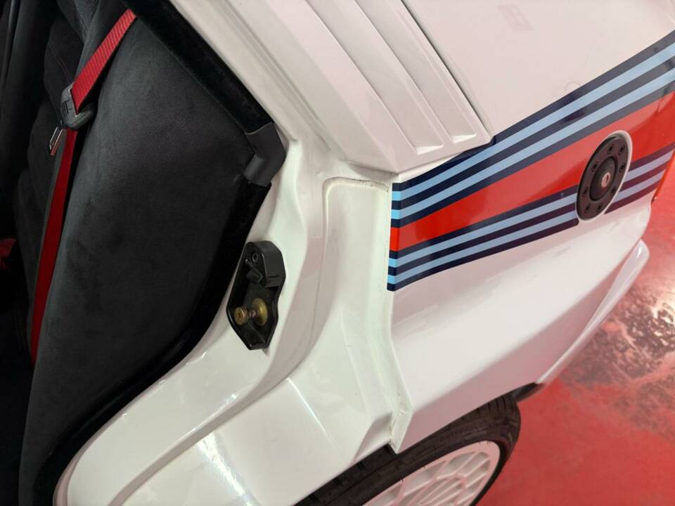 Bild 39/43 von Lancia Delta HF Integrale Evoluzione I "Martini 5" (1992)
