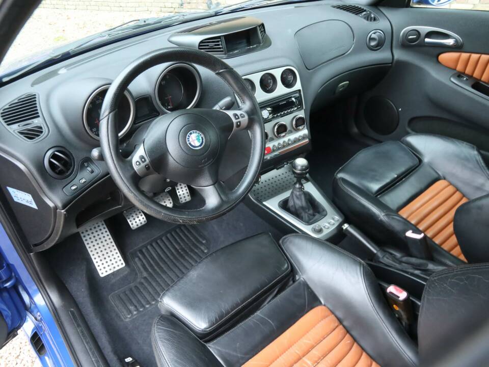 Imagen 3/50 de Alfa Romeo 156 3.2 V6 GTA (2003)