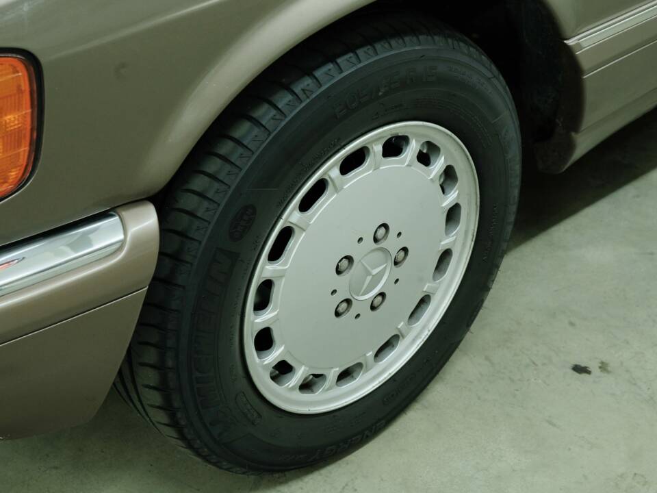 Bild 12/50 von Mercedes-Benz 300 SEL (1986)