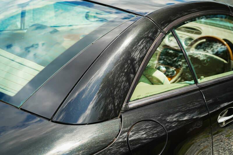 Image 47/50 of Mercedes-Benz SL 350 (2003)