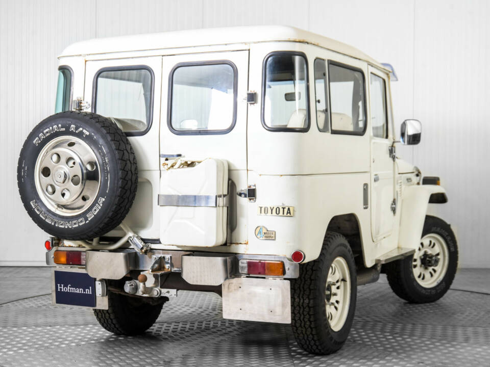 Image 43/50 of Toyota Land Cruiser BJ 43 (1977)