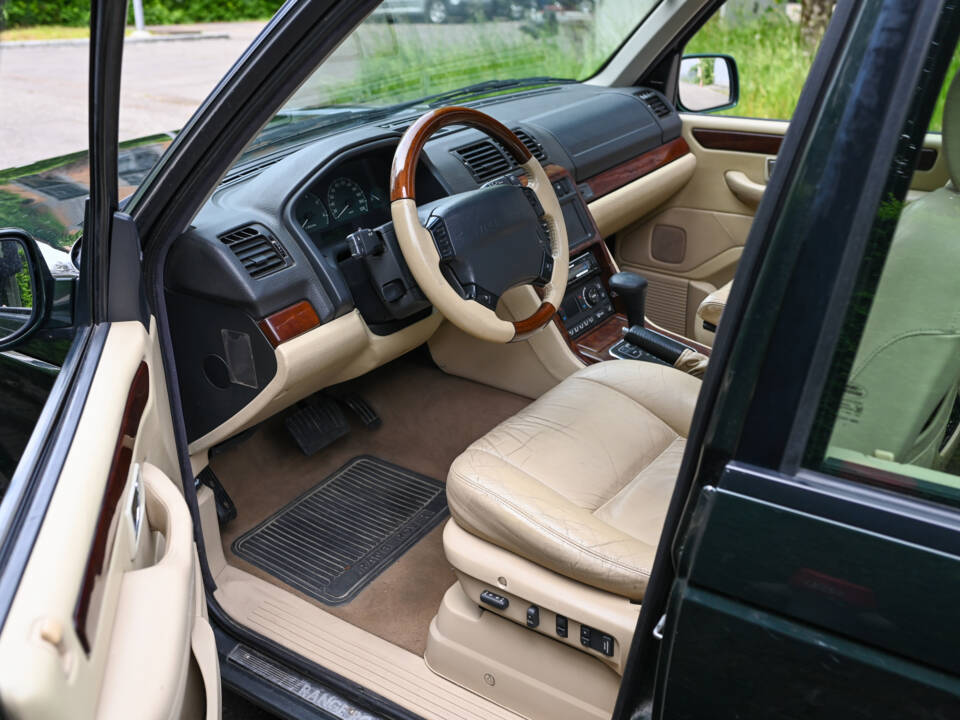 Bild 15/27 von Land Rover Range Rover 4.6 Vogue (2000)