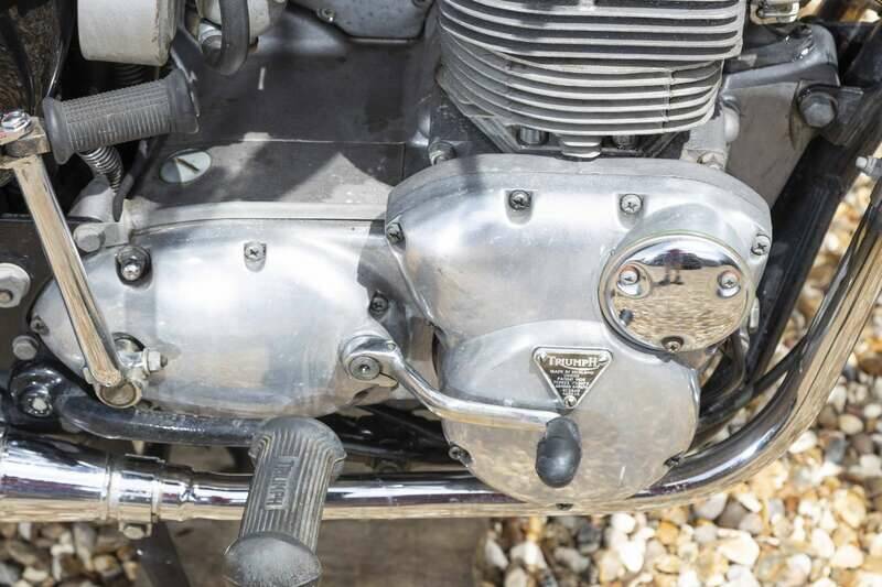 Image 6/39 of Triumph T 150 V Trident (1973)