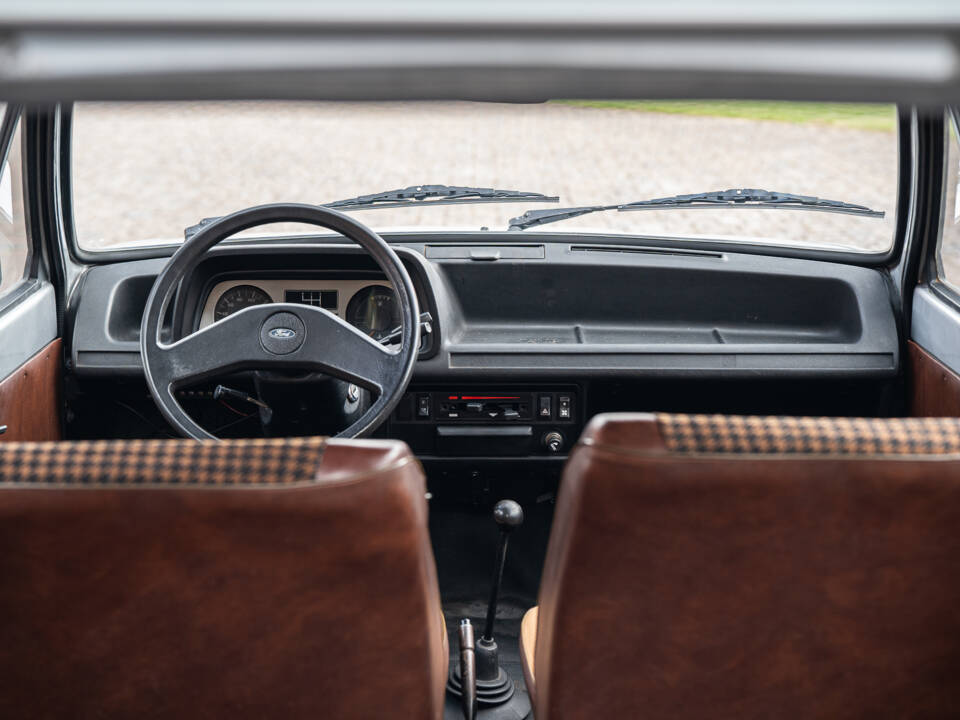 Image 28/36 of Ford Fiesta (1977)