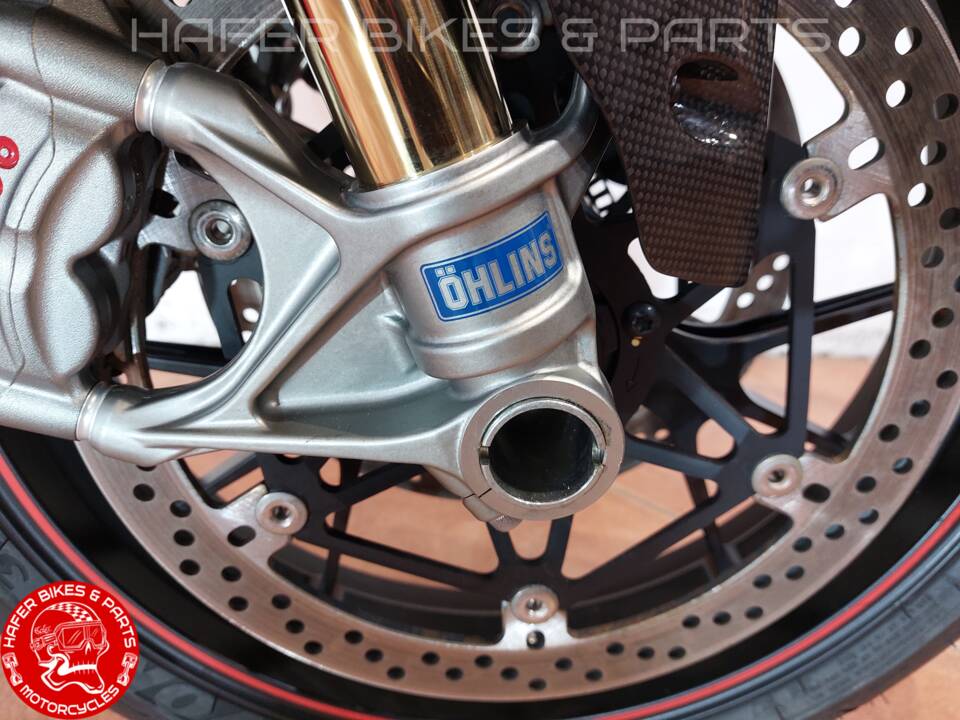 Image 26/42 of Ducati 1199 Panigale S Tricolore (2012)