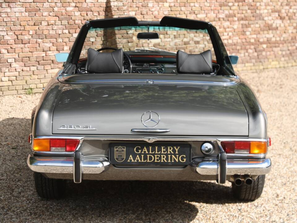 Bild 34/50 von Mercedes-Benz 280 SL (1971)