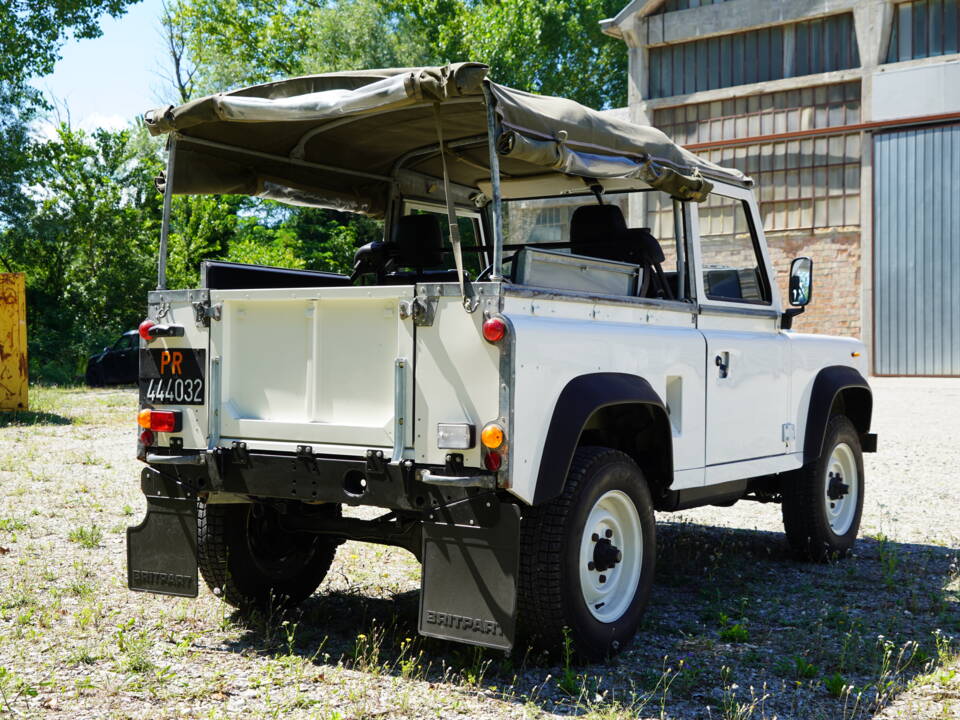 Afbeelding 3/6 van Land Rover 90 (1985)