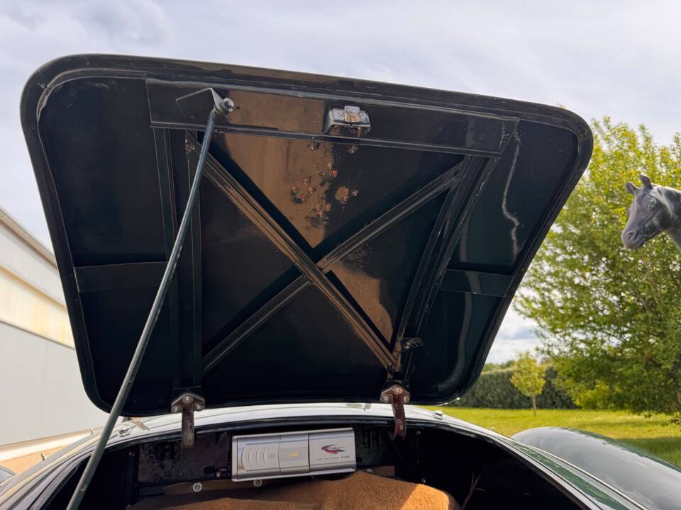 Image 38/79 of MG MGA 1600 (1961)