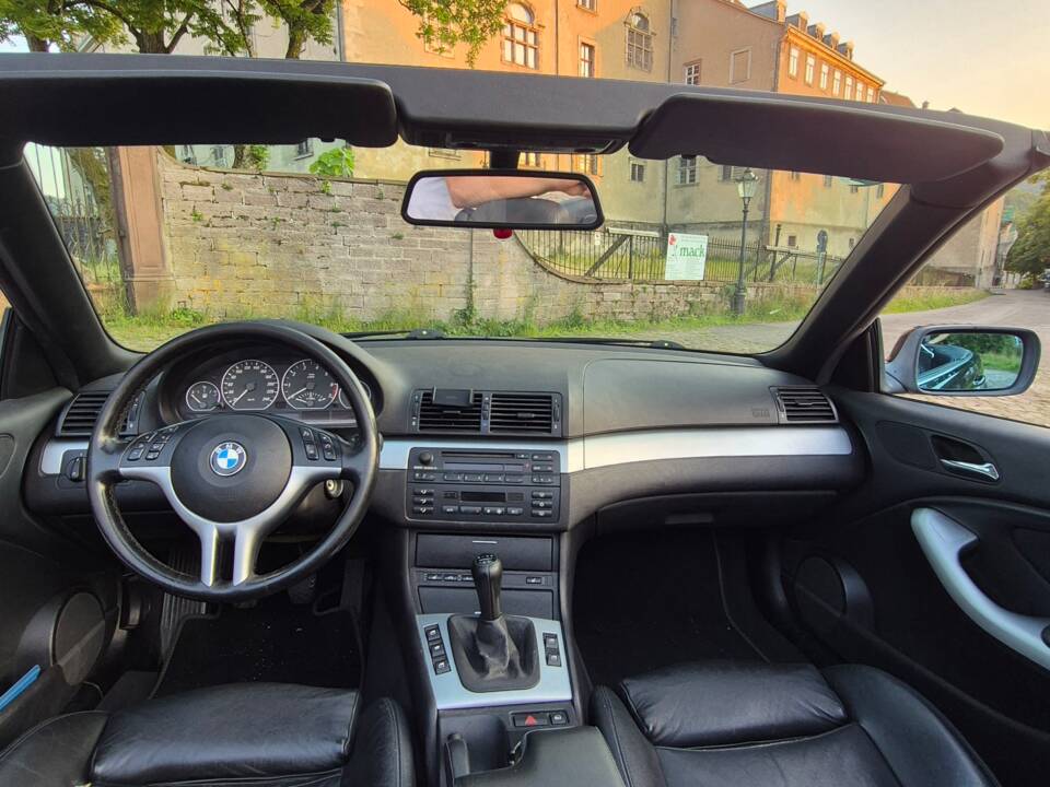 Bild 15/18 von BMW 330Ci (2001)