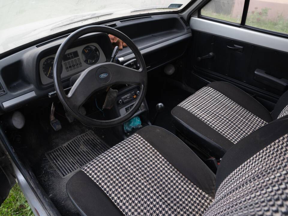 Bild 24/47 von Ford Fiesta (1980)