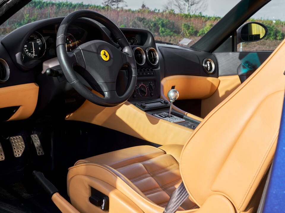 Image 50/72 of Ferrari 550 Maranello (2000)