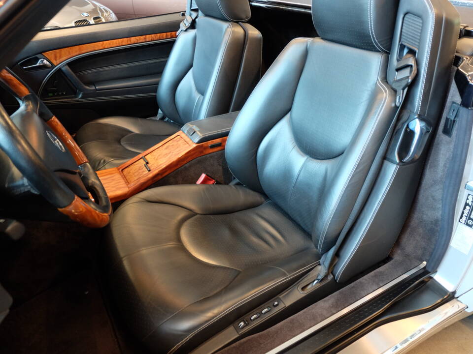 Bild 51/63 von Mercedes-Benz SL 320 &quot;Final Edition&quot; (2001)