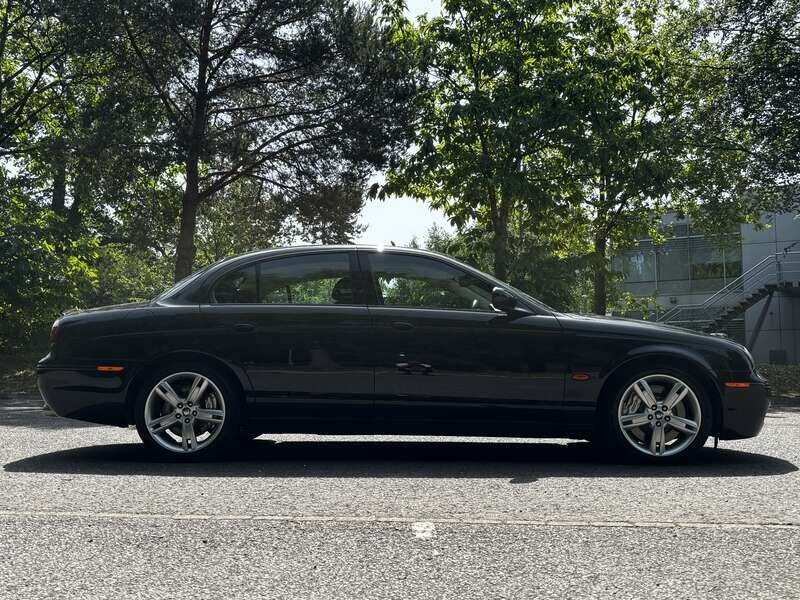 Bild 8/50 von Jaguar S-Type 4.2 V8 R (2004)