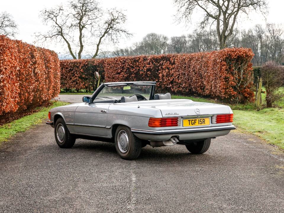 Image 14/40 of Mercedes-Benz 450 SL (1977)