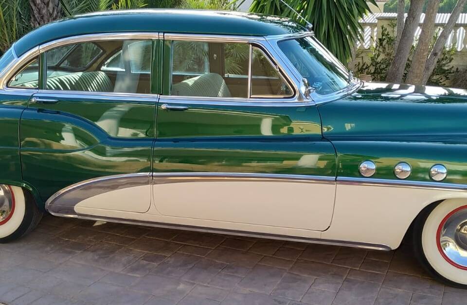 Bild 16/61 von Buick 50 Super Riviera Hardtop (1952)