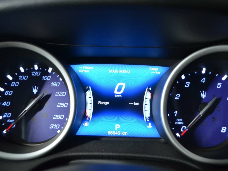 Bild 41/45 von Maserati Ghibli (2018)