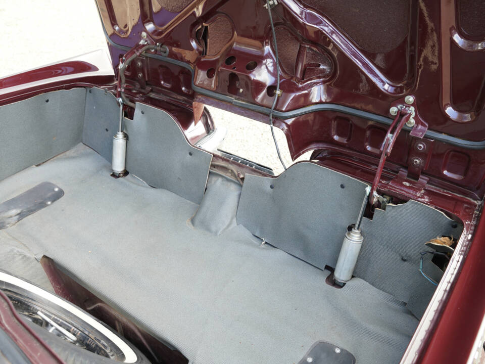 Immagine 41/50 di Ford Thunderbird (1960)
