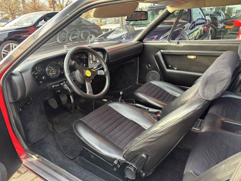 Bild 8/20 von Ferrari Dino 208 GT4 (1975)