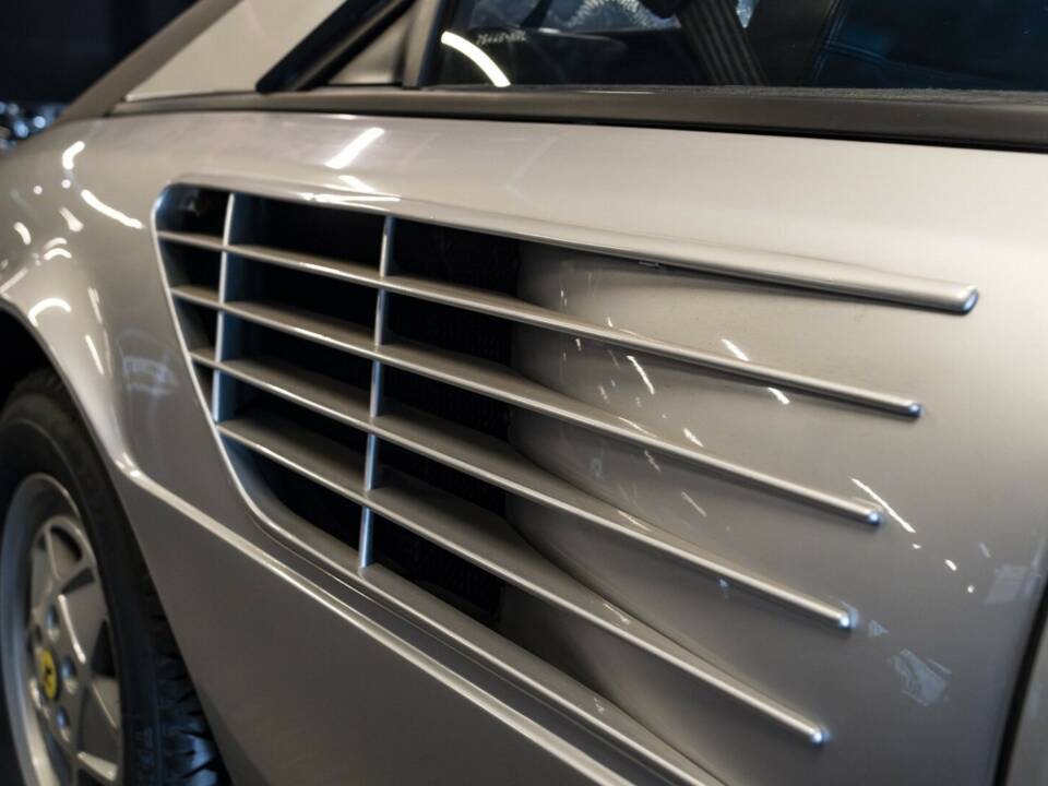 Image 11/18 of Ferrari Mondial 3.2 (1987)