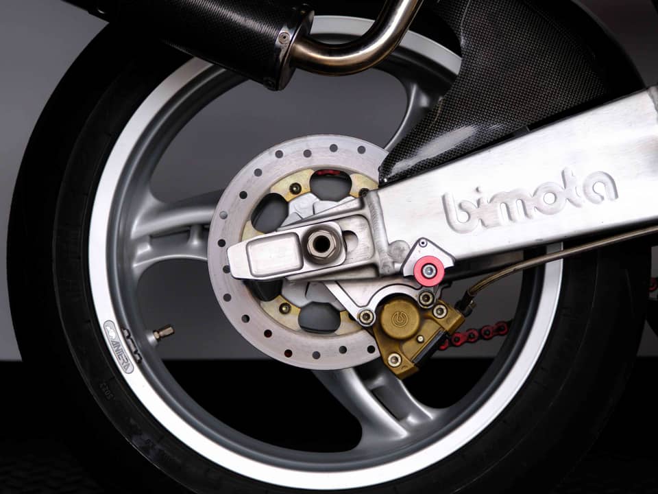 Image 13/94 of Bimota 500 V-Due (2003)