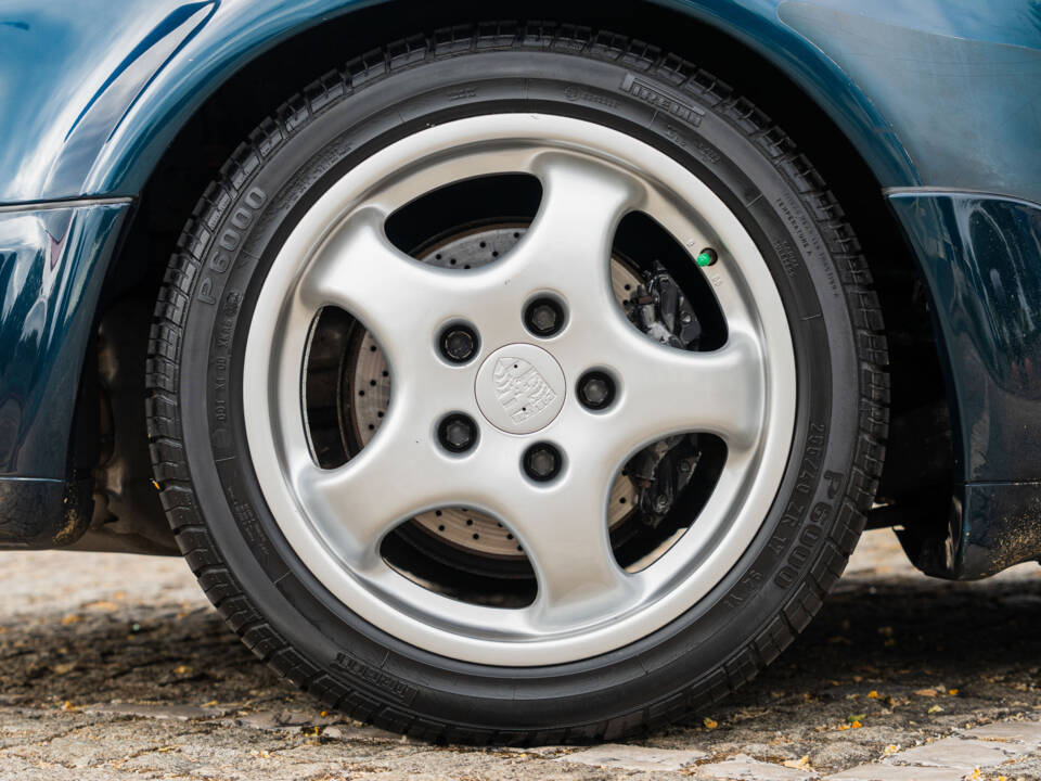 Image 21/87 of Porsche 911 Turbo 3.3 (1991)