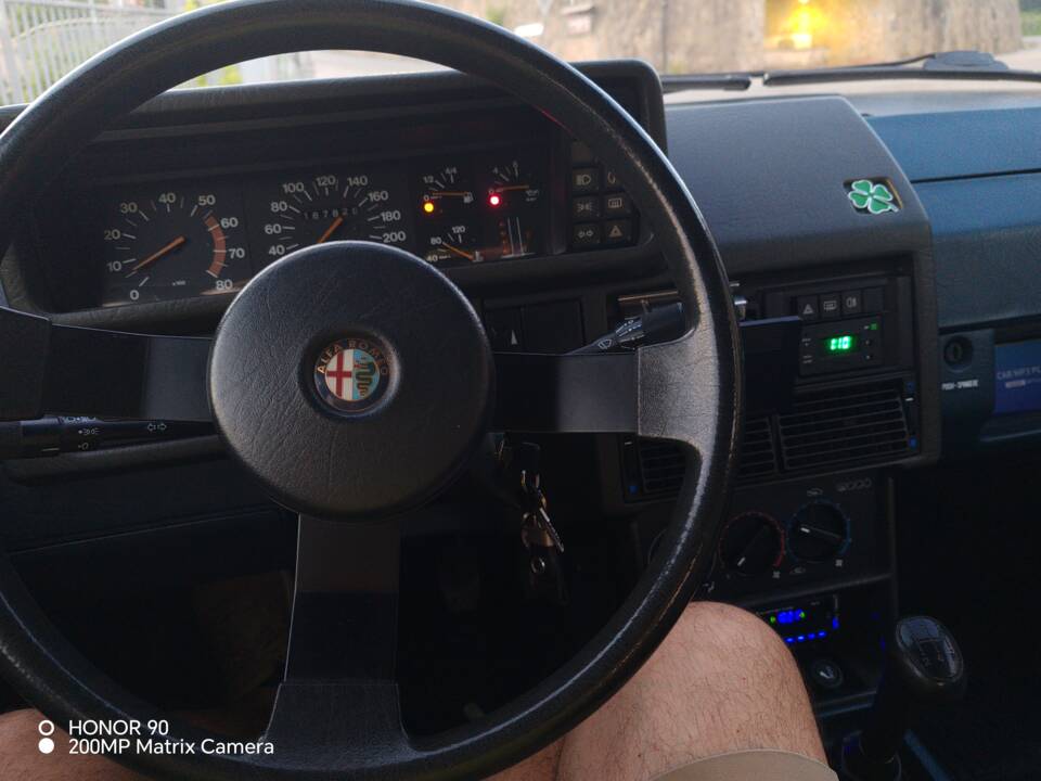 Image 13/31 of Alfa Romeo 90 2.0 (1984)
