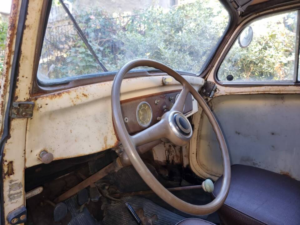 Image 25/35 of FIAT 500 C Giardiniera (1950)