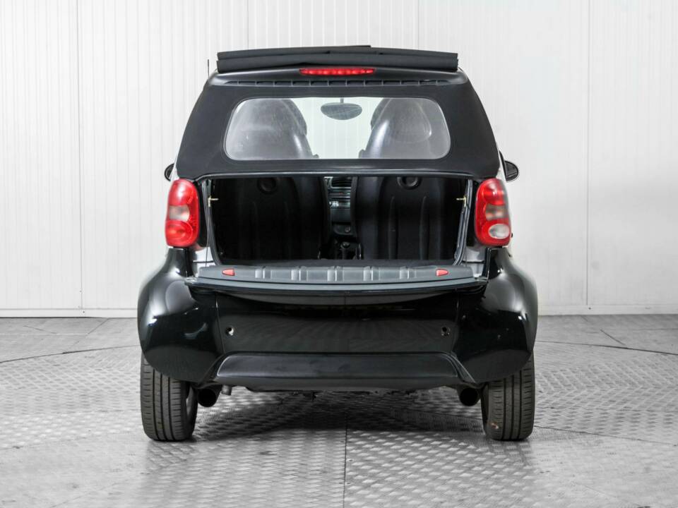 Image 30/37 of Smart Fortwo (2005)