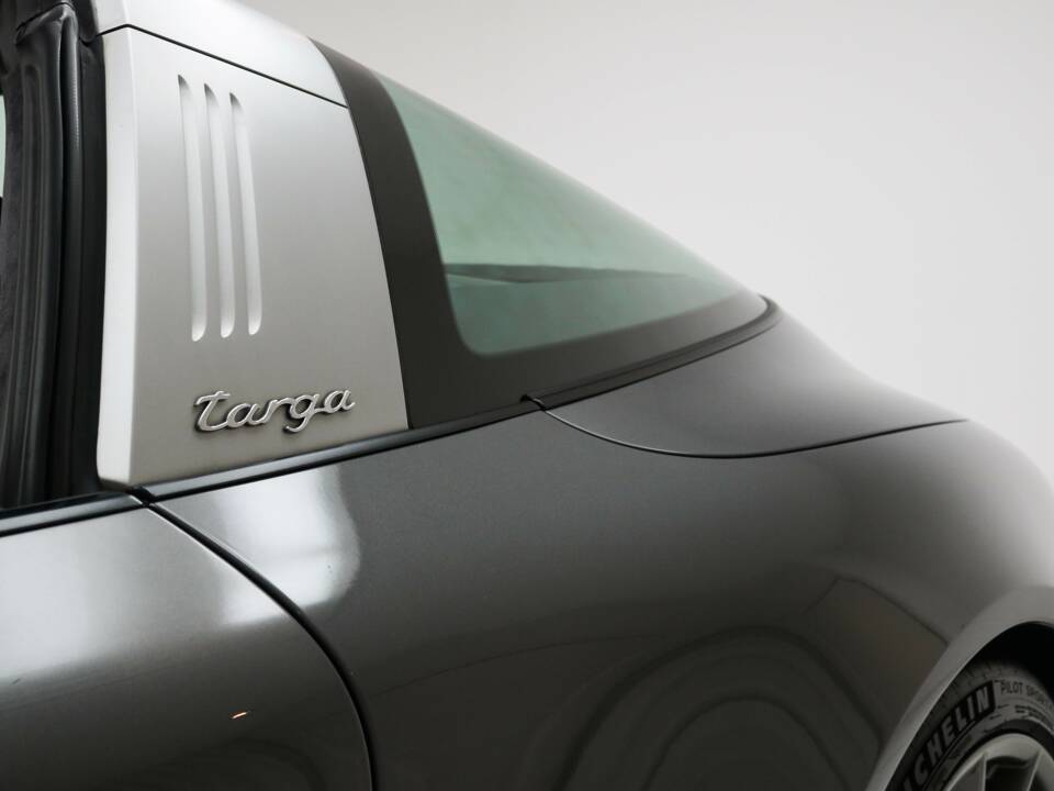 Image 11/20 of Porsche 911 Targa 4S (2016)