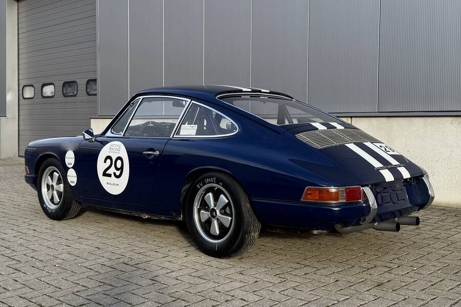 Obraz 2/50 pojazdu Porsche 911 2.0 L (1966)