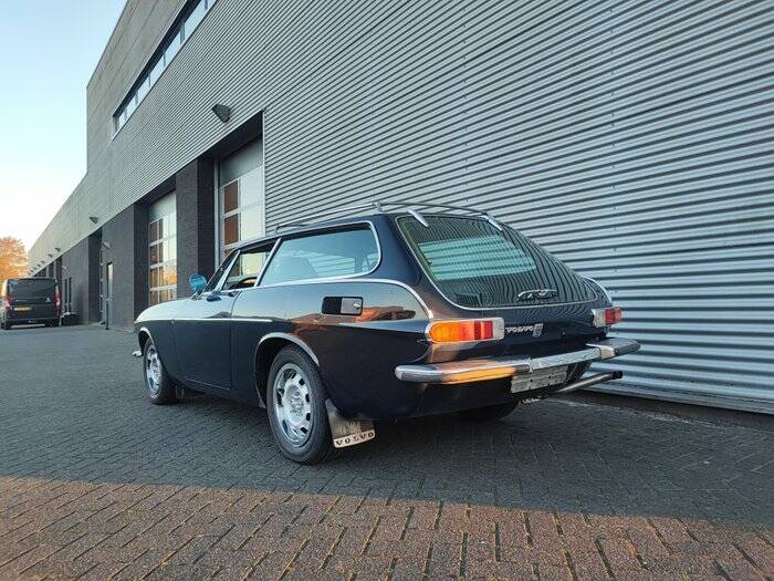 Image 3/7 of Volvo 1800 ES (1973)