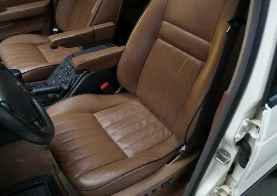Bild 48/50 von Land Rover Range Rover 4.0 SE (1997)