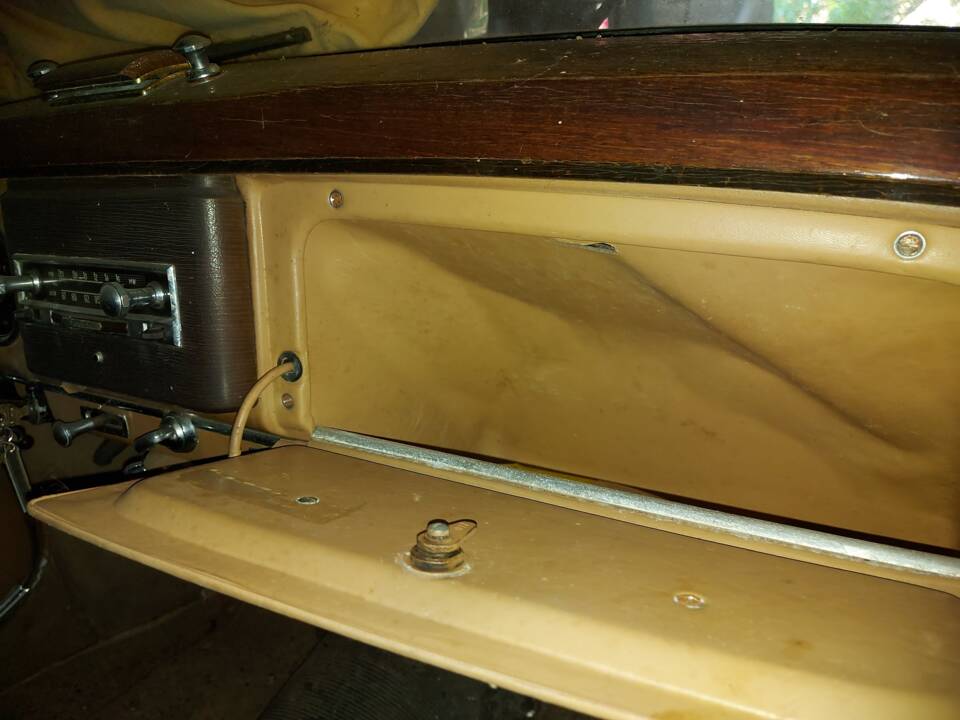Bild 16/46 von Mercedes-Benz 220 Cabriolet A (1953)
