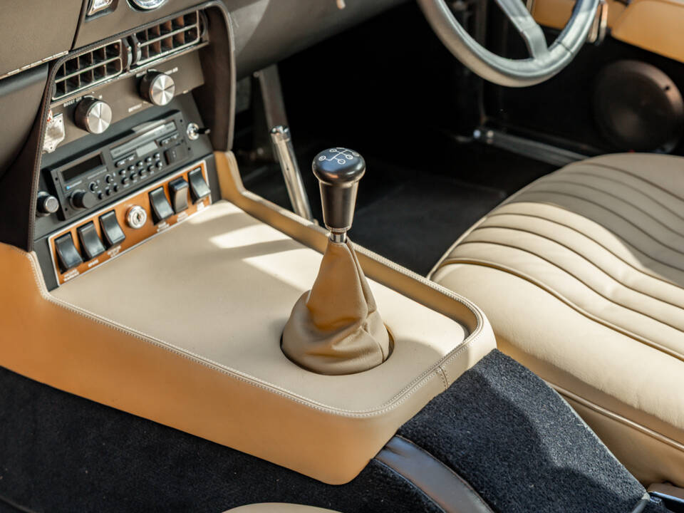 Immagine 34/71 di Aston Martin DBS V8 (1971)