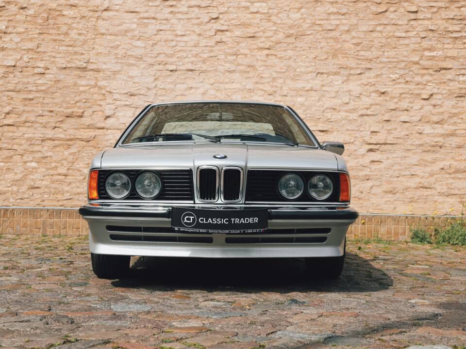 Bild 40/106 von BMW 633 CSi (1976)