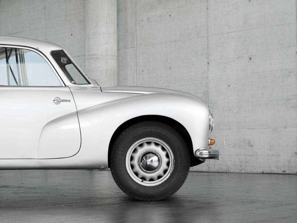 Image 44/50 of Tatra T 87 (1949)