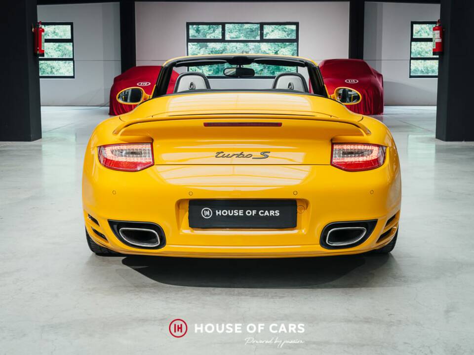 Immagine 8/24 di Porsche 911 Turbo S (2011)