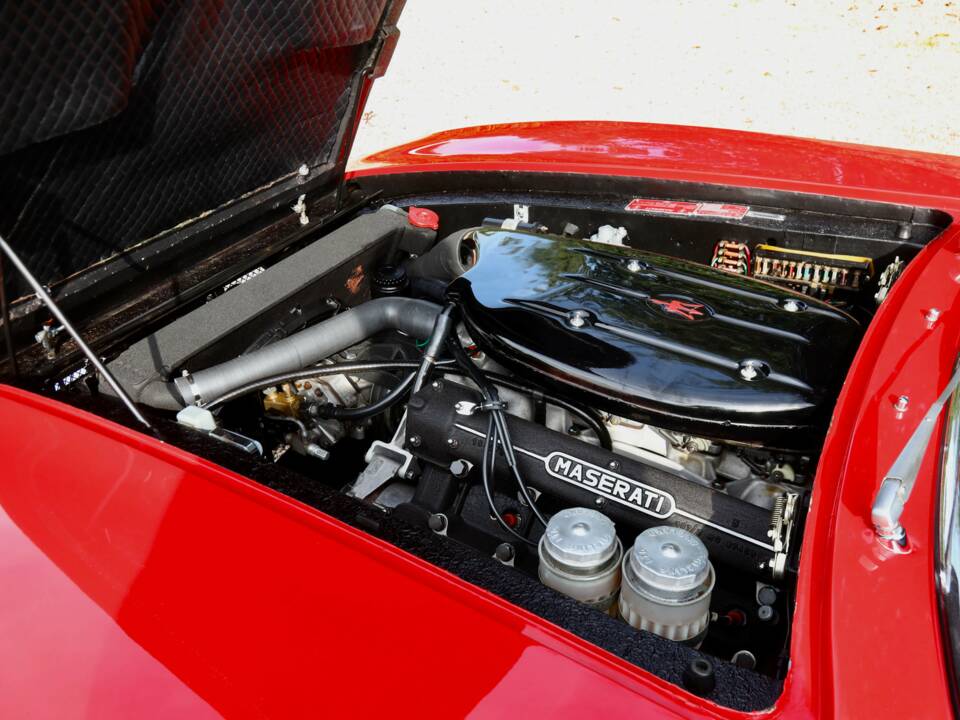 Image 13/50 of Maserati Ghibli SS (1969)